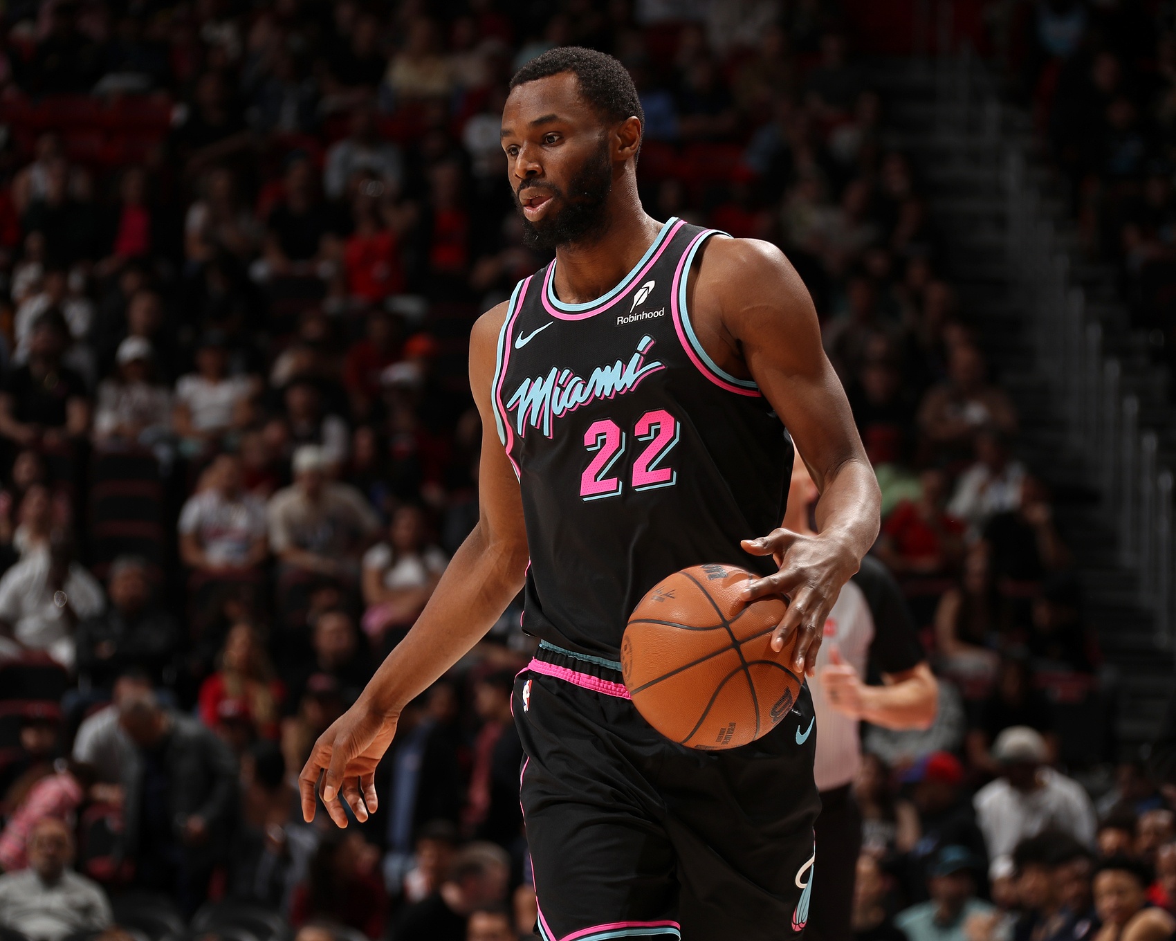 1xBET网站-还是舍不得！美记：维金斯在勇士内部仍然受到高度的评价